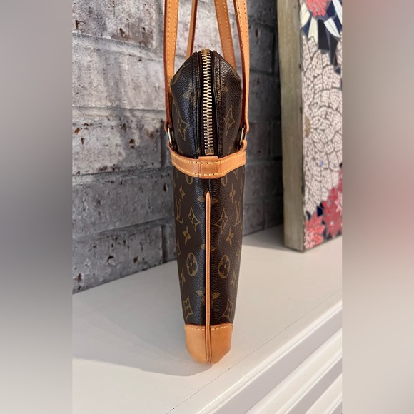 Louis Vuitton Monogram Sac Coussin GM Shoulder Bag EUC - Picture 2 of 16